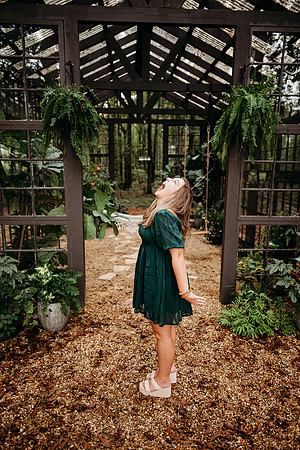 Senior-Carli-130