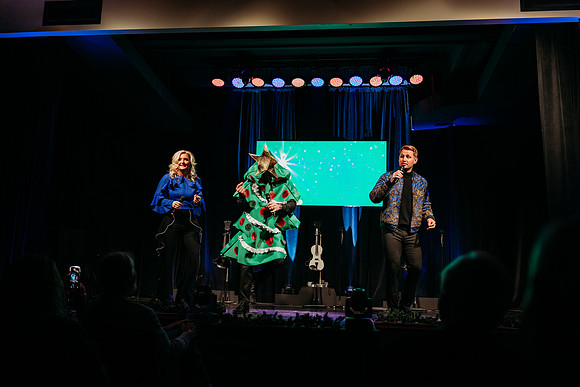 Brown Christmas Show 2024-70
