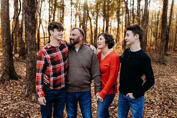 Glass House Family-Thompson-321
