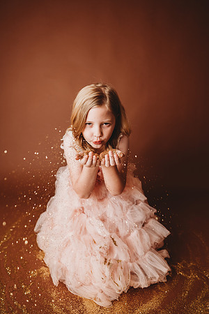 Glitter-Dempsey-609