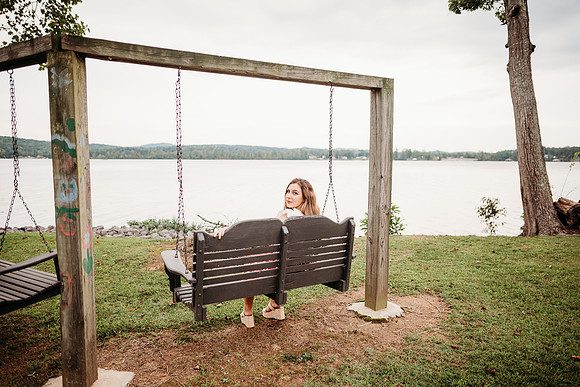 Senior-Carli-256