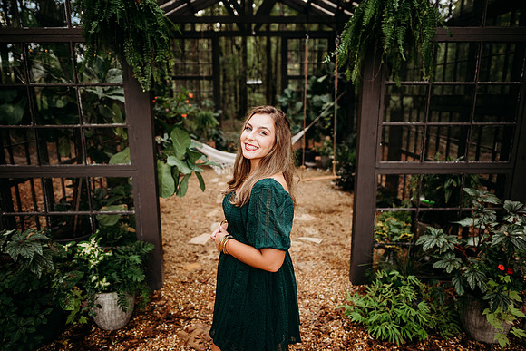 Senior-Carli-121