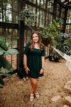 Senior-Carli-21