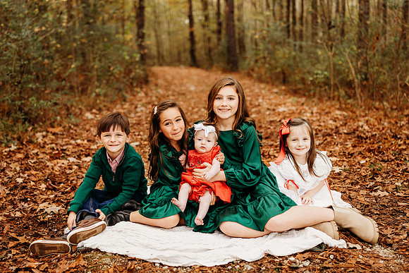 Teal Family 2024-1235
