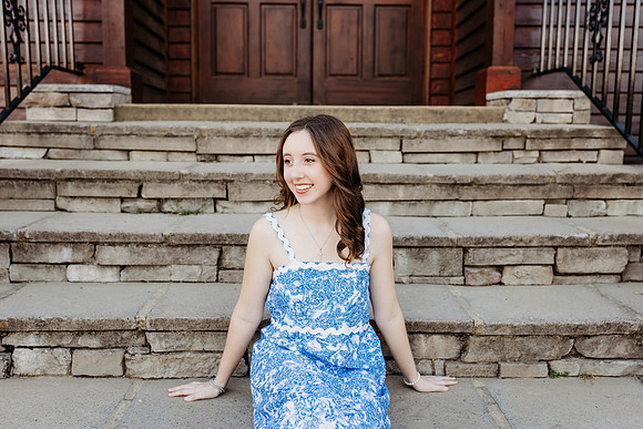 Senior-Bella 2025-1031