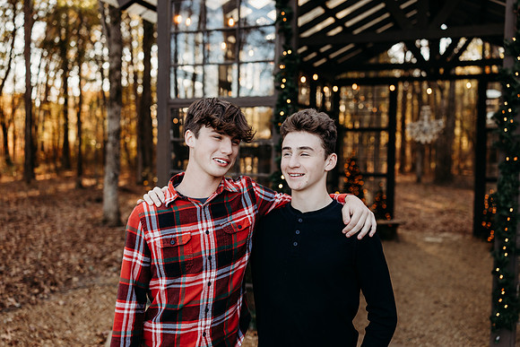 Glass House Family-Thompson-205