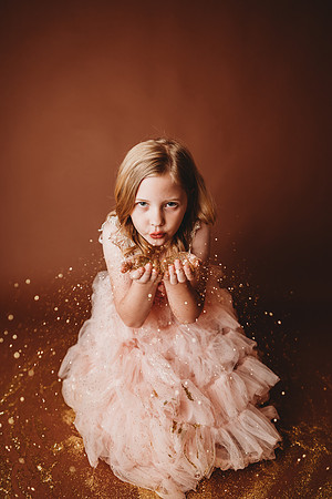 Glitter-Dempsey-247