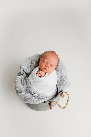 Newborn-Freeman-200