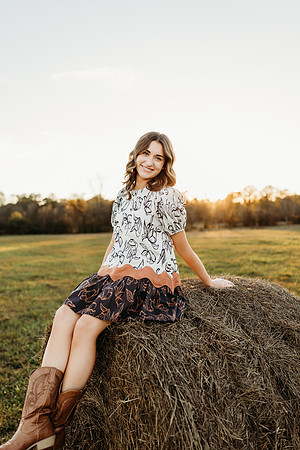 Senior-Riley-359