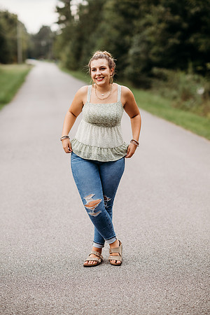 Senior-Carli-477