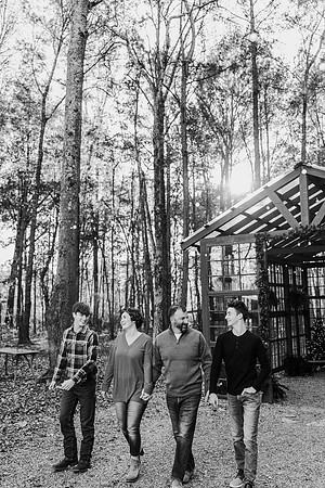 Glass House Family-Thompson-154