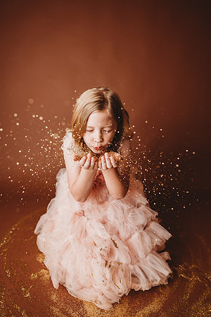 Glitter-Dempsey-451