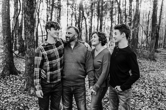 Glass House Family-Thompson-324