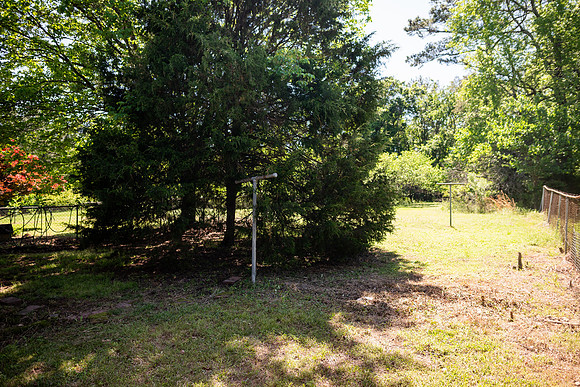 1600 Summit Dr-121