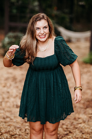 Senior-Carli-180