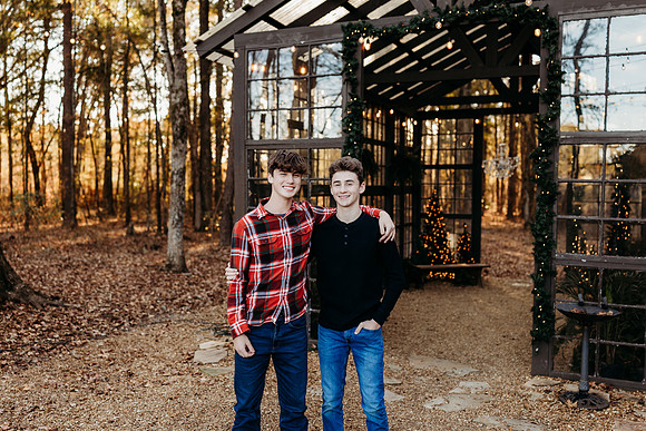 Glass House Family-Thompson-194