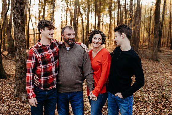 Glass House Family-Thompson-315