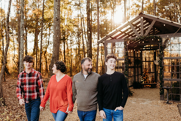 Glass House Family-Thompson-137