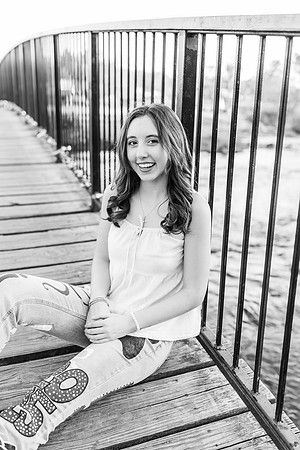 Senior-Bella 2025-911