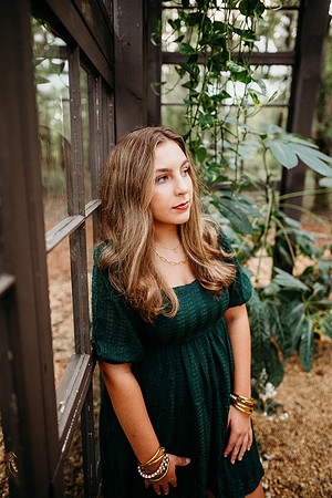 Senior-Carli-53