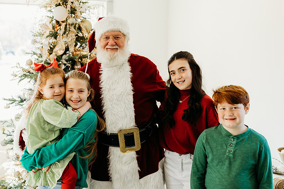 Santa Glass House 2024-Batting-19-2