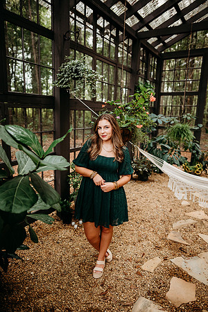 Senior-Carli-36