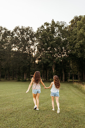 Sophia and Madison-1042