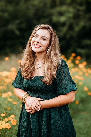 Senior-Carli-197