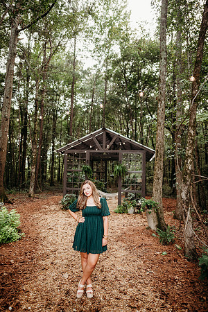 Senior-Carli-153