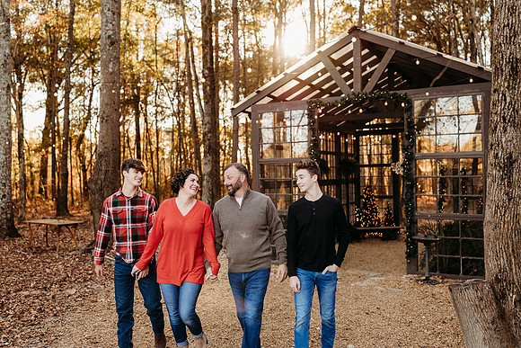 Glass House Family-Thompson-131