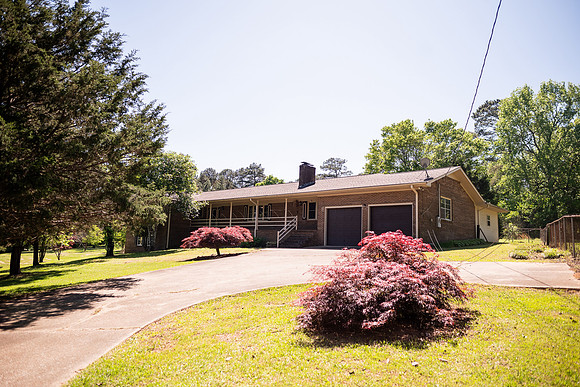 1600 Summit Dr-102