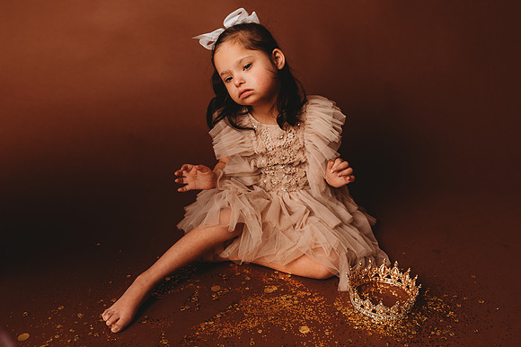 Glitter-Adams-38