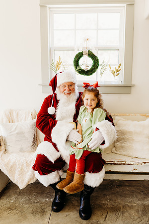 Santa Glass House 2024-Batting-13