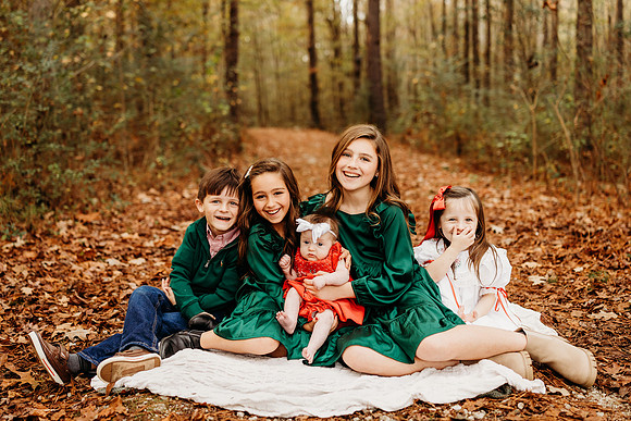Teal Family 2024-1596