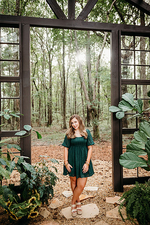 Senior-Carli-80