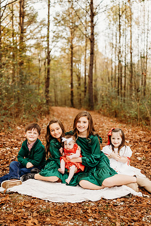 Teal Family 2024-1779