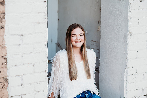 Senior-Kenzie-24