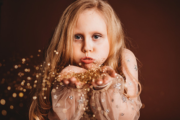 Glitter-Roe-19