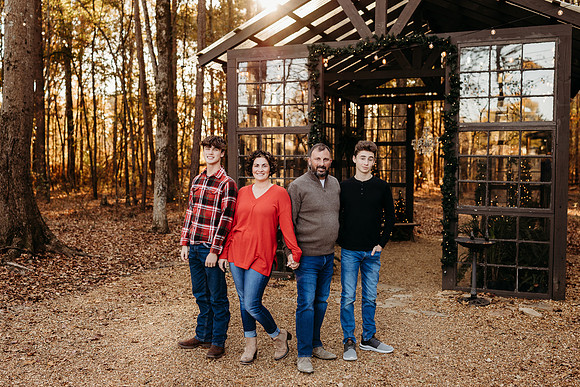 Glass House Family-Thompson-91