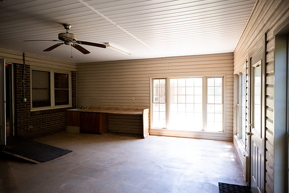 1600 Summit Dr-23
