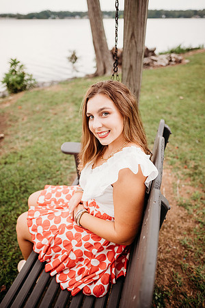 Senior-Carli-258