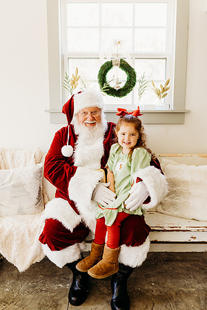 Santa Glass House 2024-Batting-10