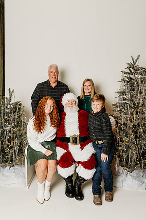 Studio Santa 2024-696-Edit