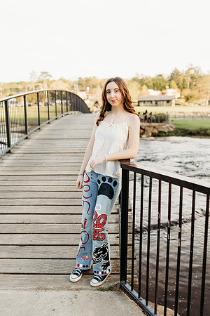 Senior-Bella 2025-1093