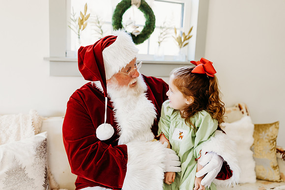 Santa Glass House 2024-Batting-31