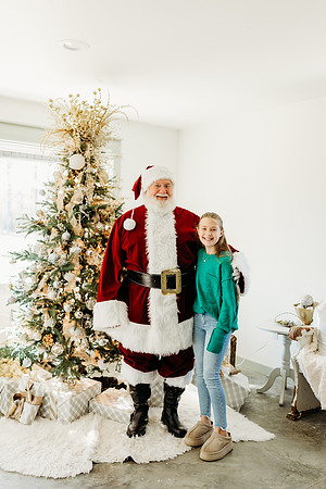 Santa Glass House 2024-Batting-136