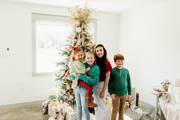 Santa Glass House 2024-Batting-227