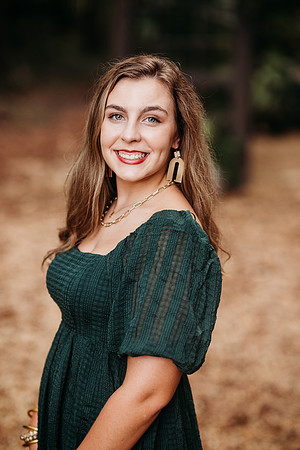 Senior-Carli-160