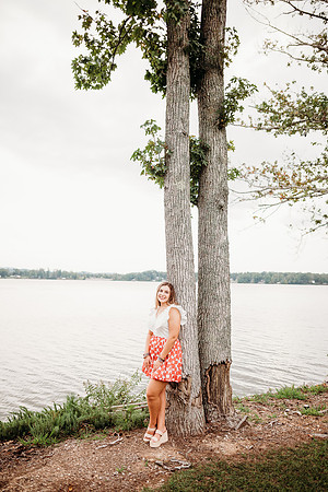 Senior-Carli-231