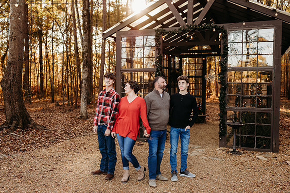 Glass House Family-Thompson-93